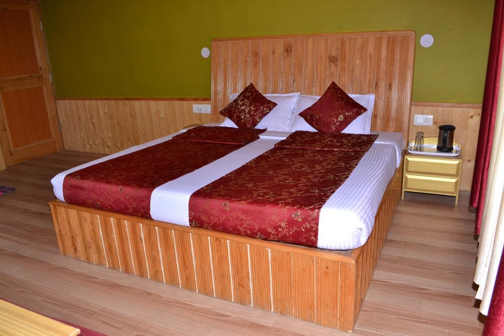 The Pranjal Inn Manāli Cameră foto